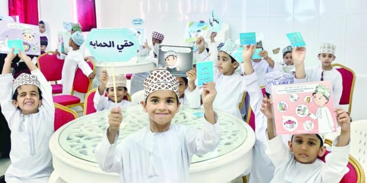 وزارة الصحة تستعرض الخطة الوطنية للصحة المدرسية والجامعية لعام 2023 / 2024