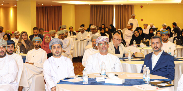 حلقة عمل تبحث مقترحات تطوير قطاع المعارض في سلطنة عُمان