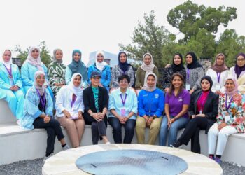 “فيزا” تعلن شراكتها مع مبادرة ” لهنَّ عمان” لاعداد قيادات عُمان النسائية الشابة