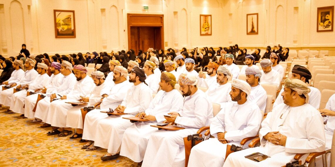 تعريف المنسقين الإعلاميين بمدارس شمال الباطنة بمهارات النشر وإدارة مواقع التواصل الاجتماعي 1 تعريف المنسقين الإعلاميين بمدارس شمال الباطنة بمهارات النشر وإدارة مواقع التواصل الاجتماعي