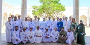 ملتقى الصحفيين بظفار يختتم فعالياته غدا