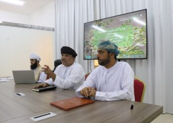 حلقة نقاشية حول المبادرة الصناعية الخضراء بدائرة بلدية السويق