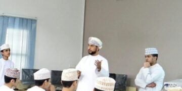 التعريف بأساسيات المناظرات وبناء الموقف بشمال الباطنة