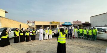 دائرة البلدية بالخابورة تنفذ حملة توعية عن البعوضة الزاعجة بالمنطقة الصناعية