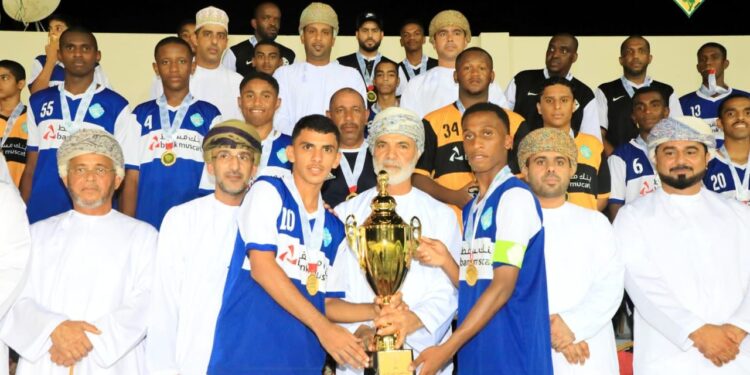 عبدالله السناني وعلي الفزاري يرعيان نهائيات دوري المراحل السنية بنادي الخابورة