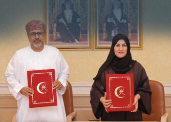 وزارة العمل توقع برنامج تعاون لتأهيل و تدريب 620 باحثًا عن عمل في المجال الطبي