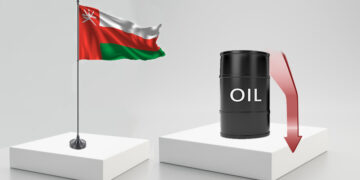 سعر نفط عُمان ينخفض 35 سنتًا