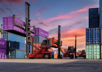 أسياد توفر فرصًا تجارية للموردين المحليين بأكثر من 38 مليون ريال عُماني