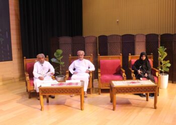 ندوة بعنوان “إزكي عبر التاريخ” بمحافظة الداخلية