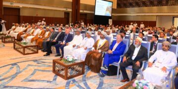 بدء أعمال المؤتمر والمعرض الدولي لتكنولوجيا التصديع الهيدروليكي