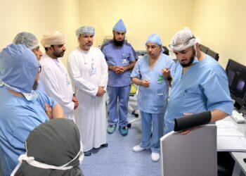 مستشفى ⁧‫نزوى‬⁩ المرجعي ينجح في إجراء أول عمليتين في وحدة قسطرة القلب‏