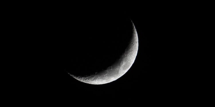 عدم ثبوت رؤية هلال شهر ربيع الأول لعام ١٤٤٥ هـ