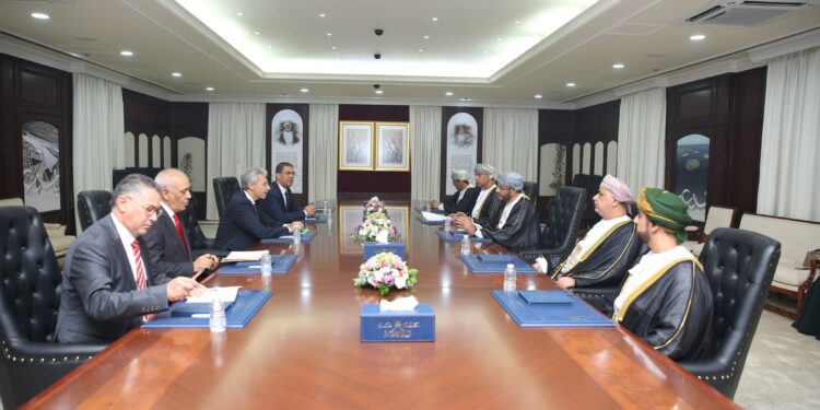 سلطنة عُمان وتونس تبحثان تعزيز التعاون الاقتصادي والاستثماري المشترك 1 سلطنة عُمان وتونس تبحثان تعزيز التعاون الاقتصادي والاستثماري المشترك