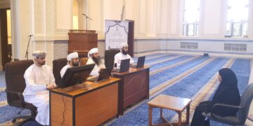 لجنة التصفيات الأولية لمسابقة السلطان قابوس للقرآن الكريم تواصل أعمالها بولاية جعلان بني بو حسن