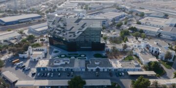 افتتاح مبنى الخدمات والتسهيلات في مدينة الرسيل الصناعية