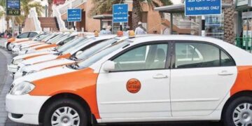 توضيح بشأن السماح لمركبات الأجرة العمل في ‎مطار مسقط الدولي
