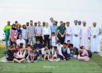 بمشاركة دائرة البلدية .. مركز تمكين لتأهيل الأشخاص ذوي الإعاقة ينظم حملة نظافة بشاطئ الخابورة