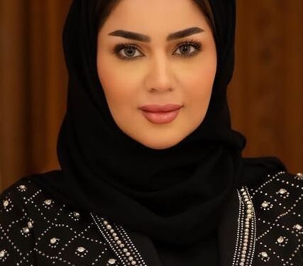 المرأة العمانية وفرص التمكين الريادي