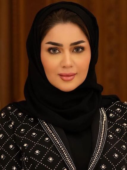 المرأة العمانية وفرص التمكين الريادي 1 المرأة العمانية وفرص التمكين الريادي