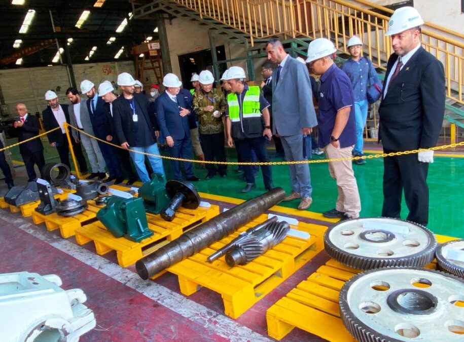 وفد رجال أعمال محافظتي ظفار والداخلية يجتمعون برجال الأعمال الإندونيسيين 5 4515ab64 7f15 4b16 9c58 b86f87e937ba