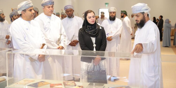 جمعية الصحفيين العمانية تشارك في ملتقى المكتبات والمراكز الثقافية الأهلية بنزوى 1 جمعية الصحفيين العمانية تشارك في ملتقى المكتبات والمراكز الثقافية الأهلية بنزوى