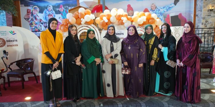 انطلاق معرض القهوة والحلويات بمسقط مول