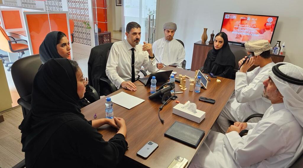 مركز الزبير لتطوير المؤسسات يبدأ في تنفيذ الورشات التدريبية بمبادرة العلامة التجارية "عزم" بالشراكة مع مؤسسة الجسر 1 مركز الزبير لتطوير المؤسسات يبدأ في تنفيذ الورشات التدريبية بمبادرة العلامة التجارية “عزم” بالشراكة مع مؤسسة الجسر
