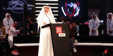 معالي الشيخ محمد بن عبدالرحمن آل ثاني- رئيس مجلس الوزراء وزير الخارجية- يفتتح معرض جنيف الدولي للسيارات قطر 2023