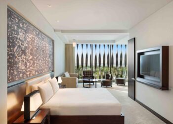 جي دبليو ماريوت مسقط يفتح أبوابه من جديد بتصاميم فريدة وعلامات تجارية تخاطب العقل والعاطفة