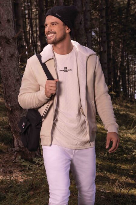 9e261320 7348 4039 8d62 a95c741a813e