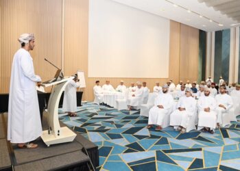 جهاز الرقابة المالية ينفذ لقاءً توعويًّا لموظفي وزارة الصحة