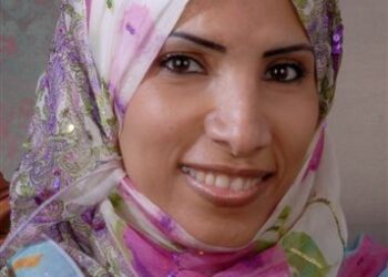 “مُخَلِّص” المجتمع