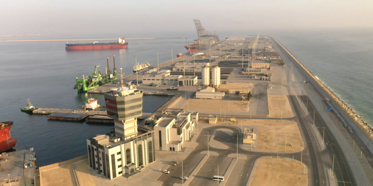 منتدى الدقم الاقتصادي يبحث الأسبوع المقبل استراتيجيات الصناعات الخضراء والتوجهات الجديدة للطاقة