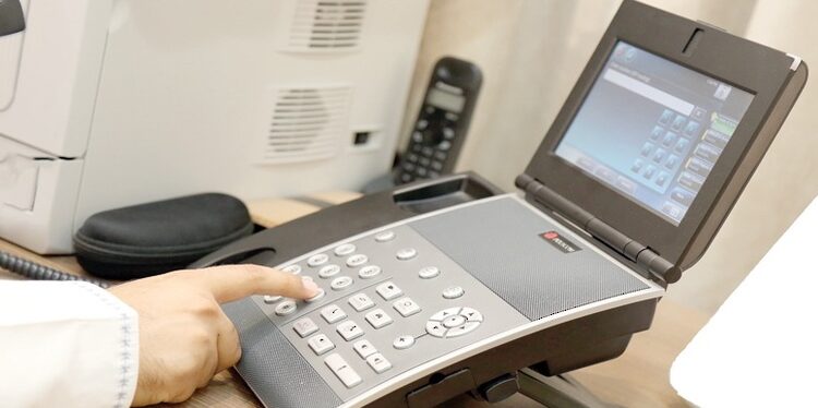 7.5 بالمائة ارتفاعا بالهاتف الثابت الموصولة بتقنية بروتوكول الإنترنت