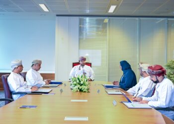 سمو السيد بلعرب آل سعيد يترأس اجتماع اللجنة الإشرافية لبرنامج الشركات الناشئة العُمانية الواعدة