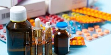 ضبط مؤسسة صحية خاصة تقدم عينات من أدوية طبية تجميلية مجهولة المصدر