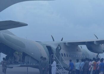 انتهاء عملية إجلاء السكان من جزر ⁧‫الحلانيات‬⁩ إلى ولاية ⁧‫صلالة‬⁩ بظفار