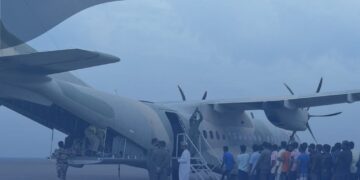 انتهاء عملية إجلاء السكان من جزر ⁧‫الحلانيات‬⁩ إلى ولاية ⁧‫صلالة‬⁩ بظفار