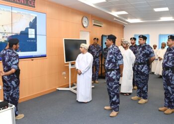 وزير الصحة: الوزارة قامت بالعديد من الإجراءات لاستدامة القطاع الصحي بمحافظة ظفار