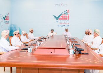 وزيرُ الداخلية يتابع سير العملية الانتخابية