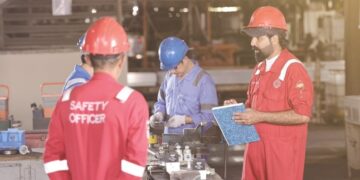 “٨٧٪” نسبة إجمالي التوظيف في القطاعين الحكومي والخاص للربع الثالث للعام الحالي