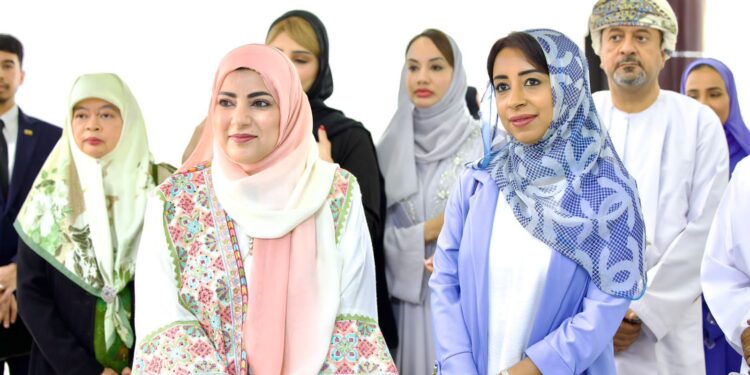 جمعية الصحفيين تحتفي بيوم المرأة العمانية