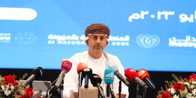 وفد حكومي من المناطق الاقتصادية والحرة والمدن الصناعية يزور السعودية