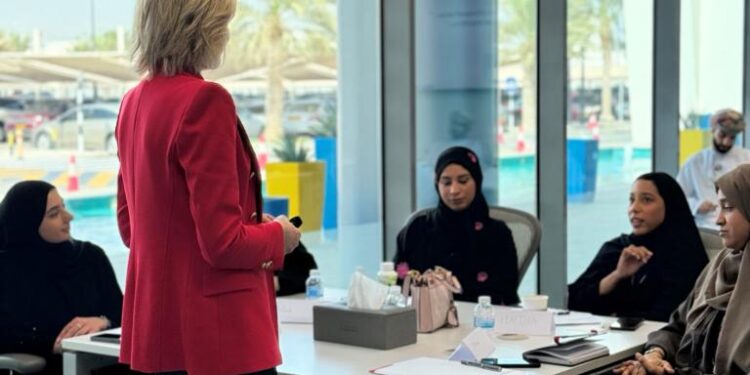 بنك مسقط يدشن الدفعة الثانية من برنامج تدريب المدراء الجدد ضمن أكاديمية جدارة 