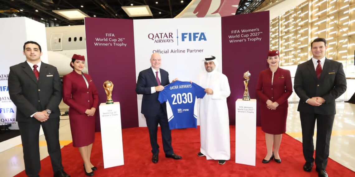 الخطوط الجوية القطرية تجدد شراكتها القائم مع الاتحاد الدولي لكرة القدم FIFA حتى عام 2030