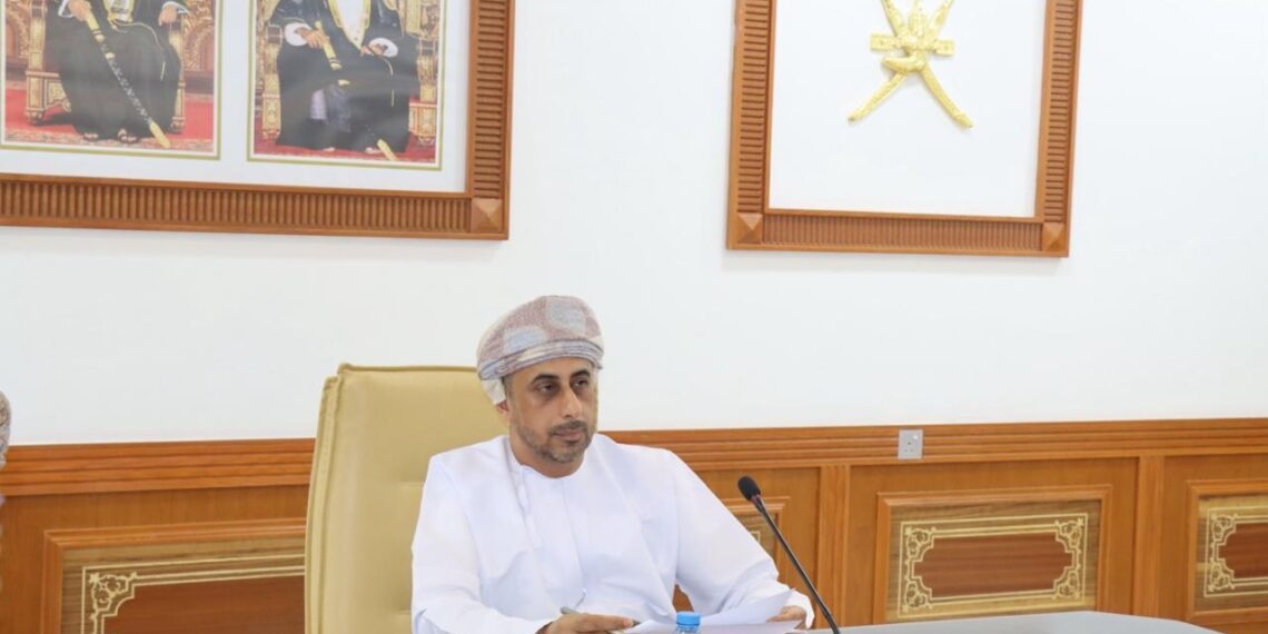 بلدي جنوب الباطنة يحث على استعجال تأهيل طريق الحزم -الوشيل