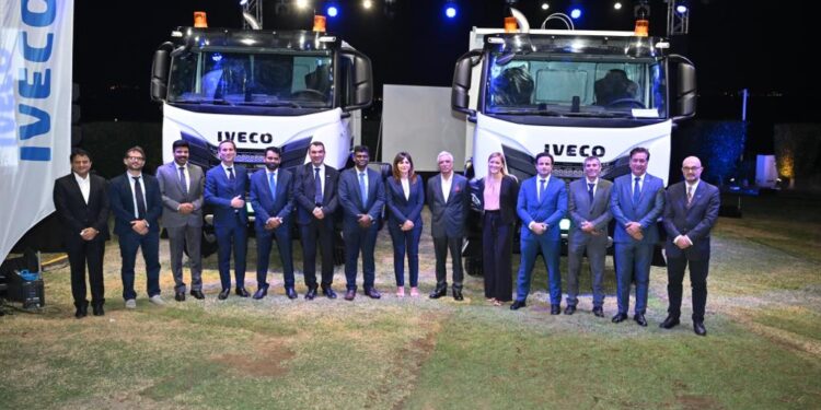 IVECO و شركة مسقط أوفرسيز لتجارة المعدات تطلقان شاحنة الطرق الوعرة