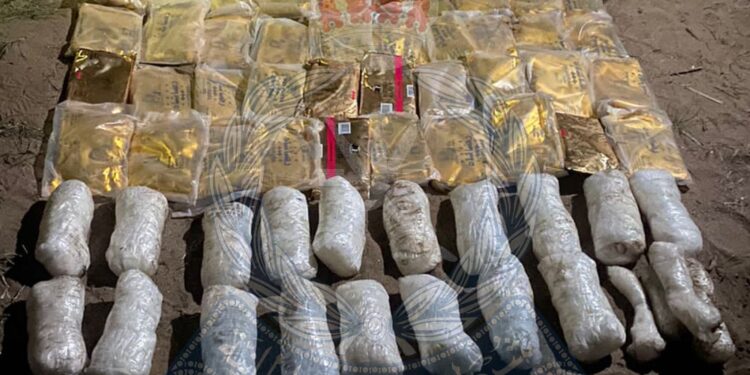 ‏ضبط شخصين حاولوا تهريب 84 كيلوجرامًا من المخدرات