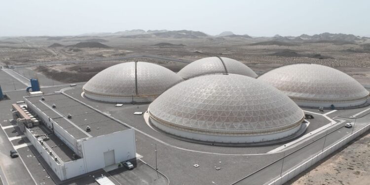 بتكلفة 1.5 مليون ريال عماني.. الانتهاء من أعمال مشروع إنشاء شبكات توزيع المياه بإبراء 1 بتكلفة 1.5 مليون ريال عماني.. الانتهاء من أعمال مشروع إنشاء شبكات توزيع المياه بإبراء