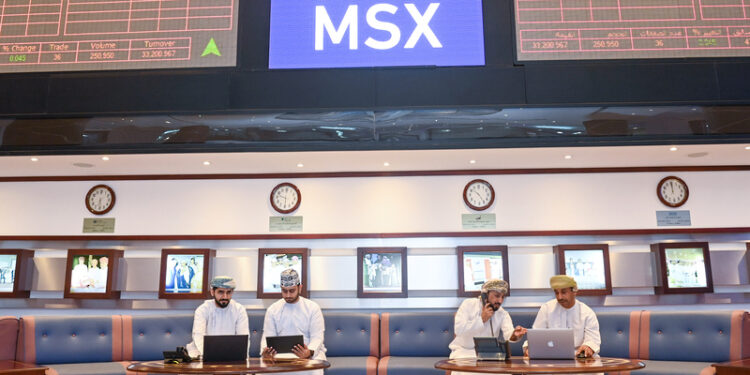 مؤشر بورصة مسقط يستأنف صعوده بعد 3 أسابيع من الهبوط